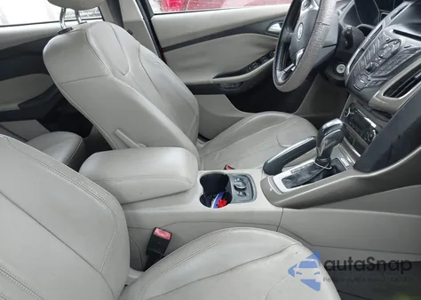 2012 Ford Focus Sel z USA, uszkodzony, nr VIN 1FAHP3M23CL183186